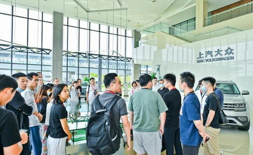 上汽大众宁波工厂探秘之旅 见证豪华新商务威然诞生
